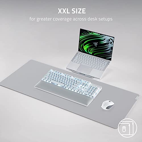 (OPEN BOX)Razer Strider - L Multilayer Synthetic Leather, Foam Padding, Head Cushion, Height Adjustable, Black/Green (RZ02-03810200-R3M1)