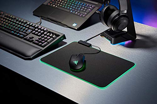 (OPEN BOX)Razer Strider - L Multilayer Synthetic Leather, Foam Padding, Head Cushion, Height Adjustable, Black/Green (RZ02-03810200-R3M1)
