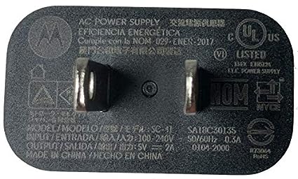 (Open Box) Motorola 10W Rapid Charger with 3.3 Foot USB-A to Micro USB Cable - Black (Retail Box)