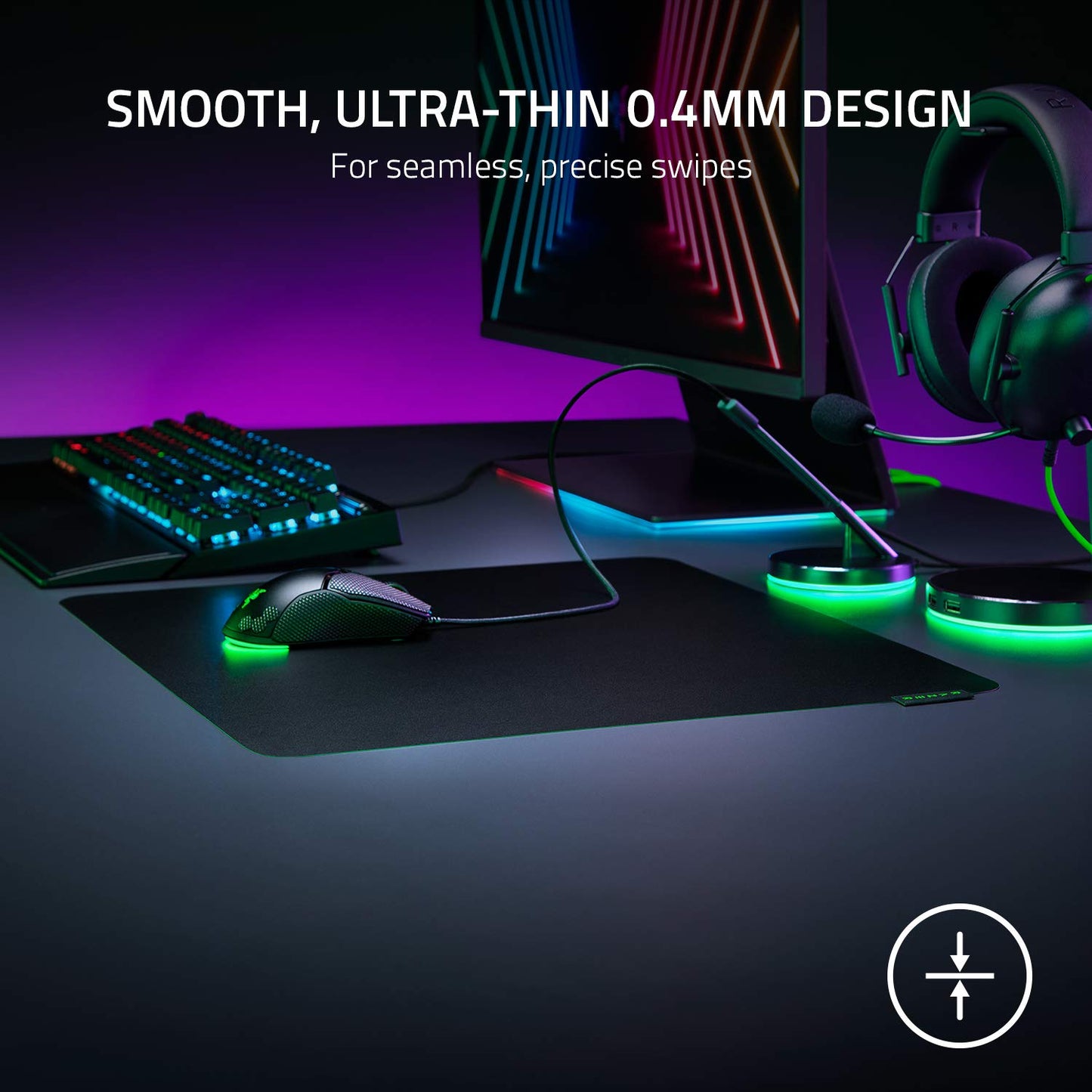 (OPEN BOX)Razer Strider - L Multilayer Synthetic Leather, Foam Padding, Head Cushion, Height Adjustable, Black/Green (RZ02-03810200-R3M1)