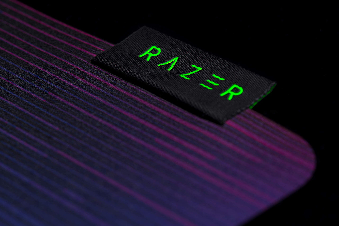 (OPEN BOX)Razer Strider - L Multilayer Synthetic Leather, Foam Padding, Head Cushion, Height Adjustable, Black/Green (RZ02-03810200-R3M1)