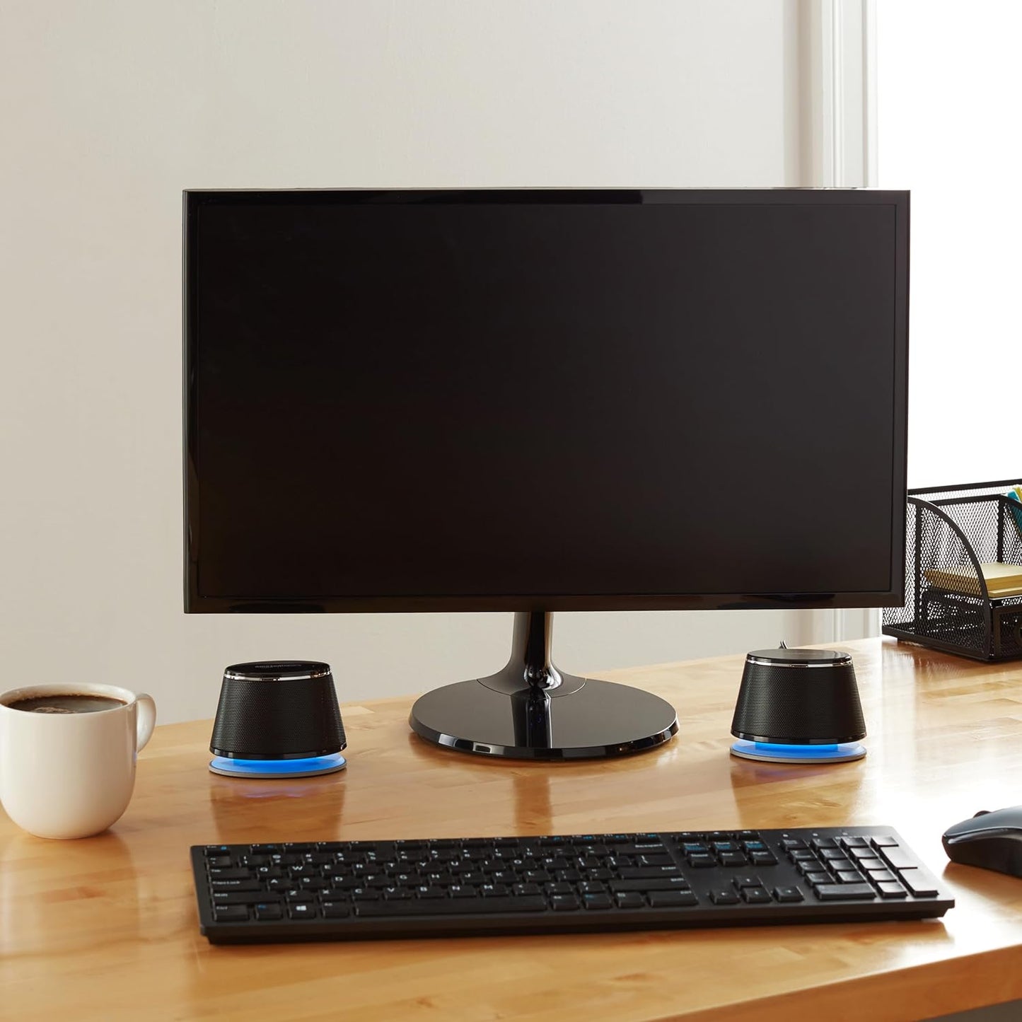 (Open Box) amazon basics Usb-Powered Pc Computer Speakers With Dynamic Sound | Black, 2.4 Watts