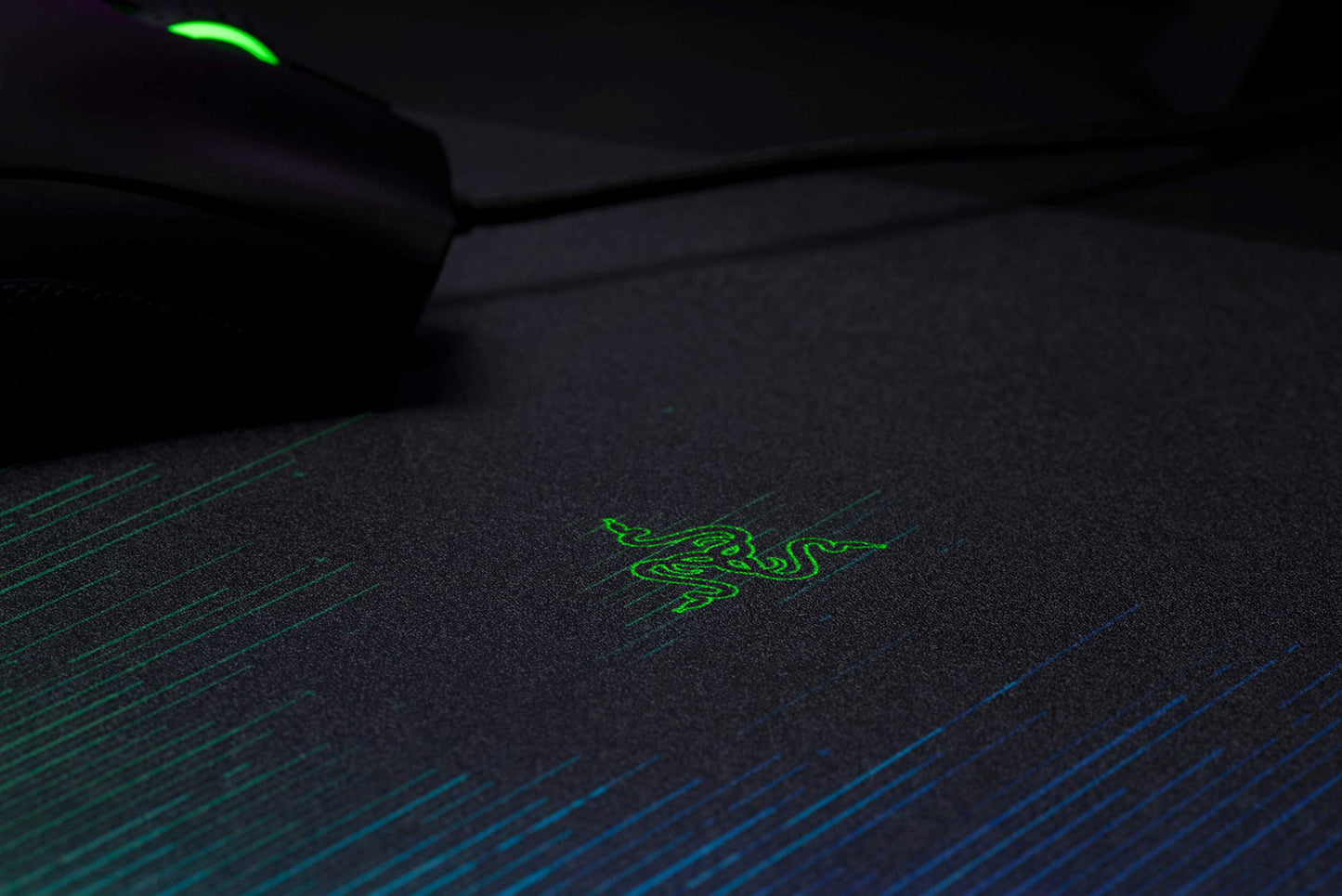 (OPEN BOX)Razer Strider - L Multilayer Synthetic Leather, Foam Padding, Head Cushion, Height Adjustable, Black/Green (RZ02-03810200-R3M1)